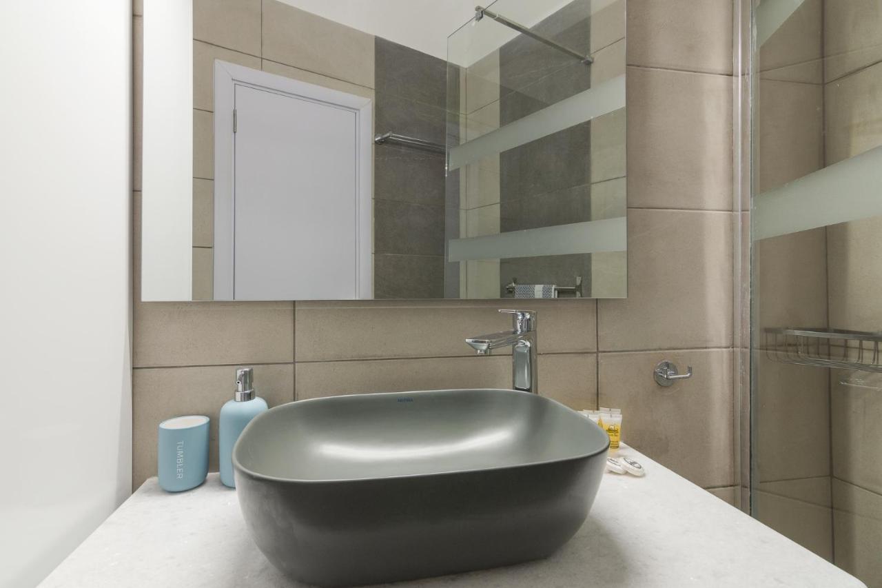 Cozy Apartment In Pangrati Area! Афины Экстерьер фото